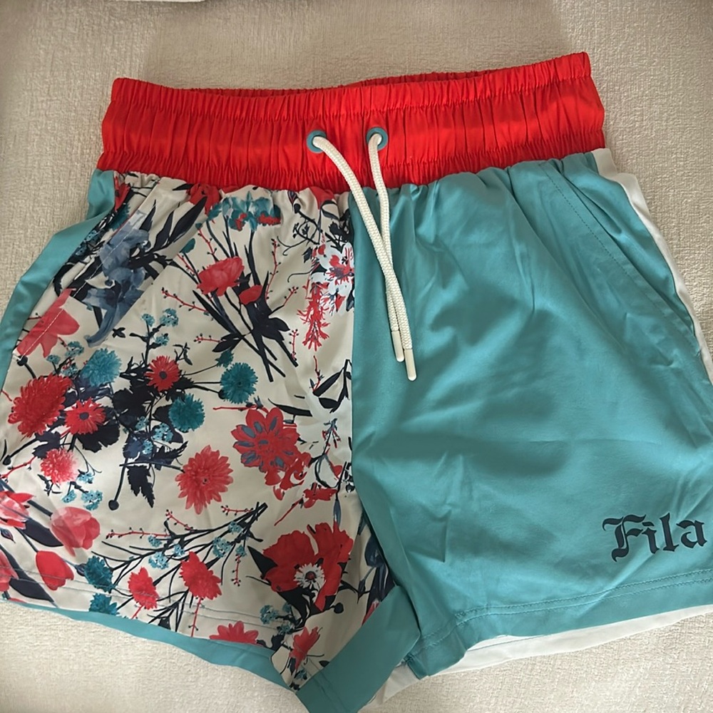 Fila women’s tennis shorts XS